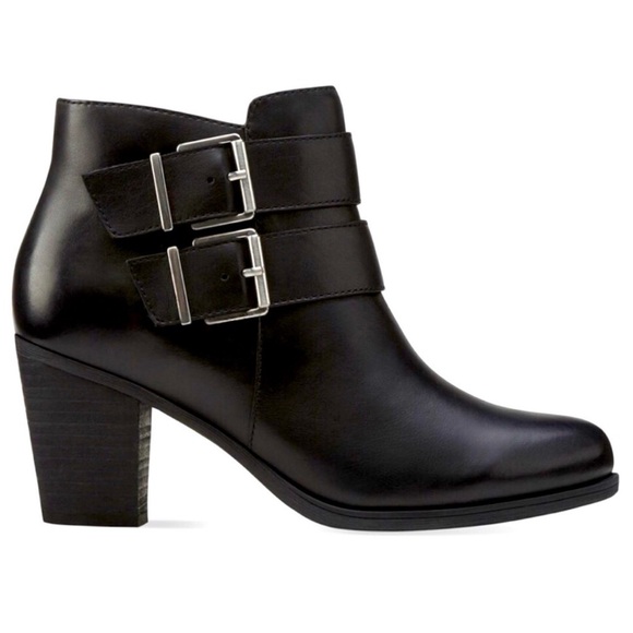 Clarks Shoes - Clarks Palma Rena Bootie Size 9.5